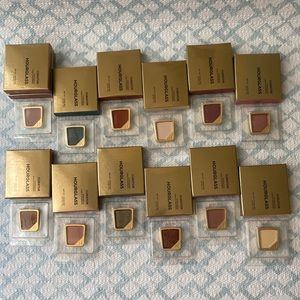 ✨SALE✨HOURGLASS eyeshadow